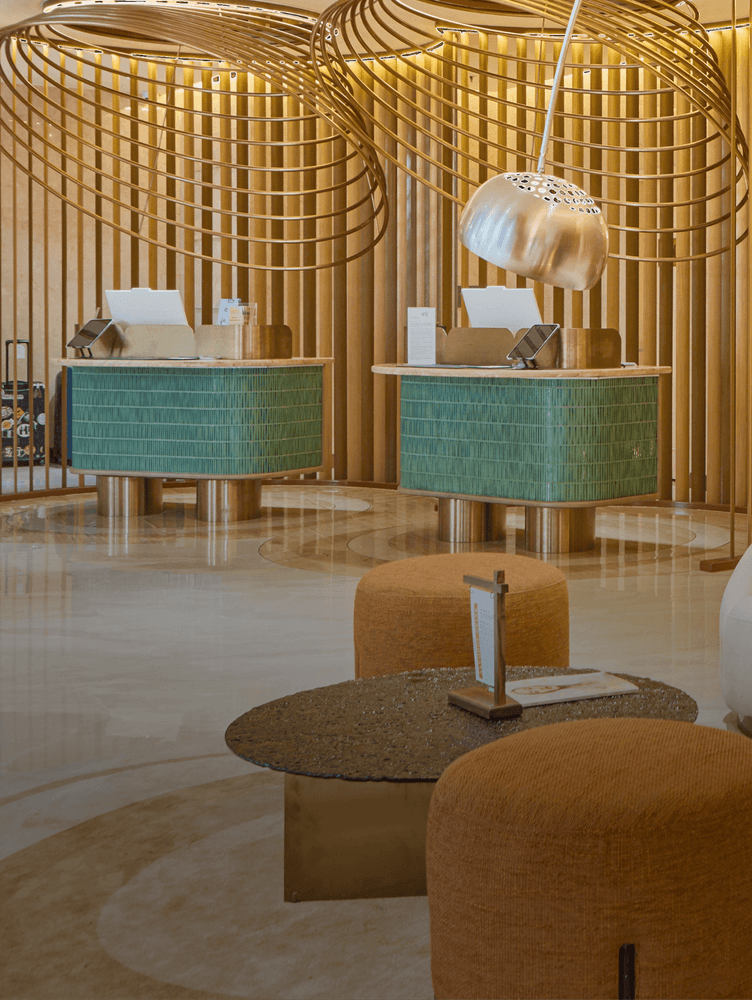 KIN HOTEL THI SACH